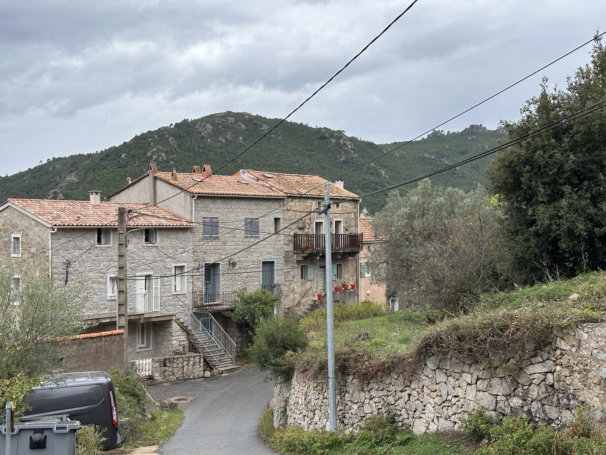 Zicht op huizen van Conca.
